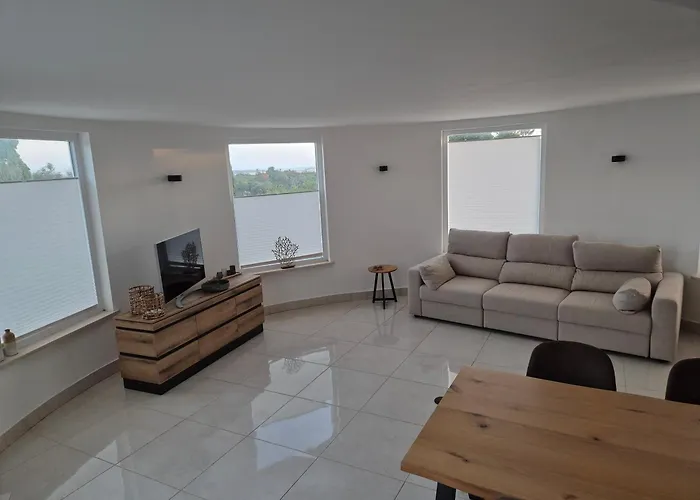 Panorama House * 波尔蒂芒